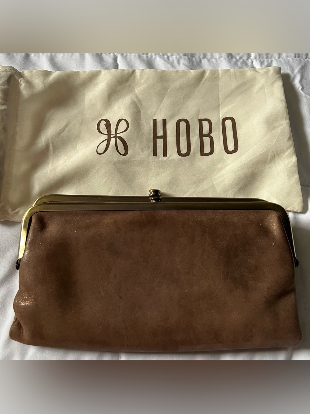 HOBO Lauren Clutch Wallet
